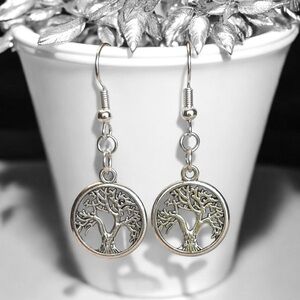 5 For $25💫Silver Filigree Tree of Life Dangles Earrings